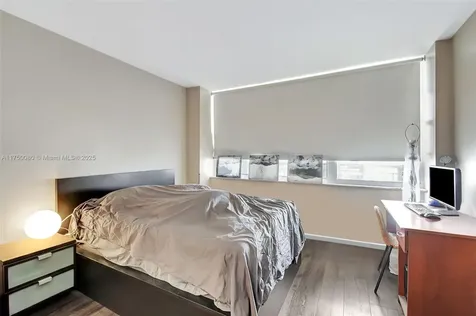 18051 Biscayne Boulevard Aventura FL 33160