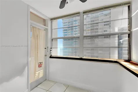18051 Biscayne Boulevard Aventura FL 33160