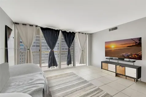 18051 Biscayne Boulevard Aventura FL 33160