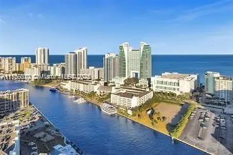 3725 S Ocean Drive Hollywood FL 33019
