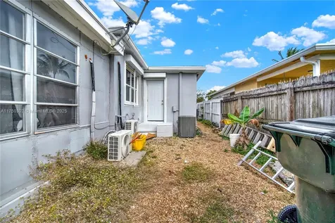 1317 N M Street Lake Worth FL 33460