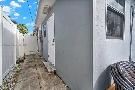 1317 N M Street Lake Worth FL 33460