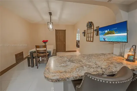 7401 Taylor Street Hollywood FL 33024