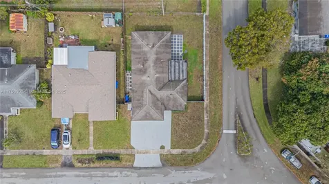 7401 Taylor Street Hollywood FL 33024