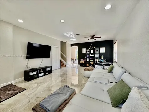 1542 SE 20th Road Homestead FL 33035