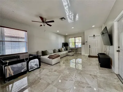 1542 SE 20th Road Homestead FL 33035