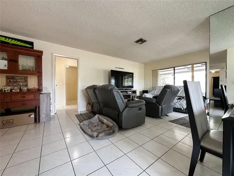 2815 Blue Spruce Court Lake Worth FL 33462