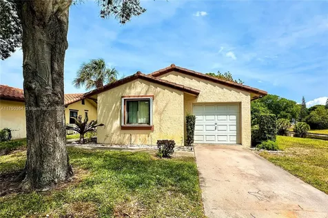 2815 Blue Spruce Court Lake Worth FL 33462