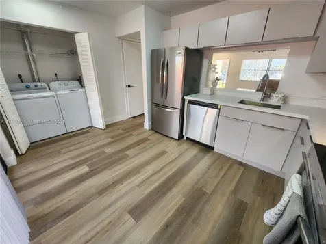 10577 NW 8th Street Pembroke Pines FL 33026