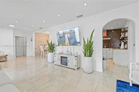 45 E 35th Street Hialeah FL 33013