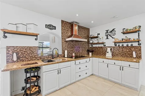 45 E 35th Street Hialeah FL 33013