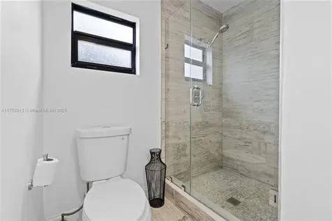 45 E 35th Street Hialeah FL 33013