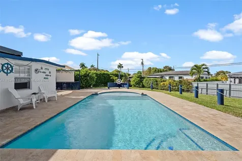 45 E 35th Street Hialeah FL 33013
