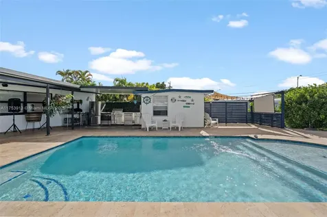 45 E 35th Street Hialeah FL 33013