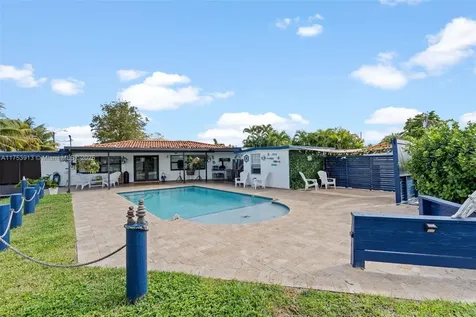 45 E 35th Street Hialeah FL 33013