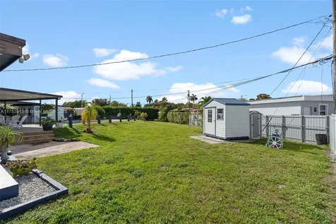45 E 35th Street Hialeah FL 33013
