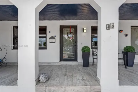 45 E 35th Street Hialeah FL 33013