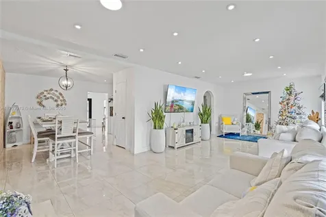 45 E 35th Street Hialeah FL 33013