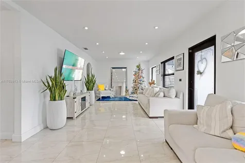 45 E 35th Street Hialeah FL 33013