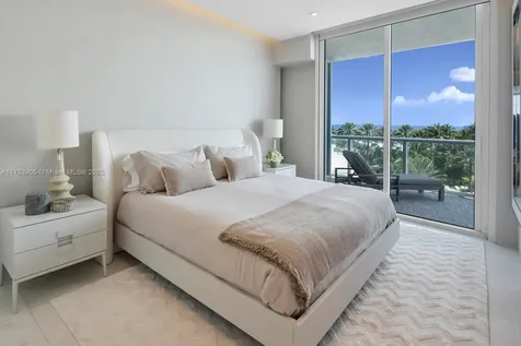 100 S Pointe Drive Miami Beach FL 33139