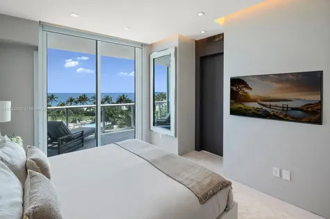 100 S Pointe Drive Miami Beach FL 33139