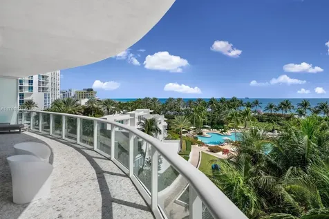 100 S Pointe Drive Miami Beach FL 33139