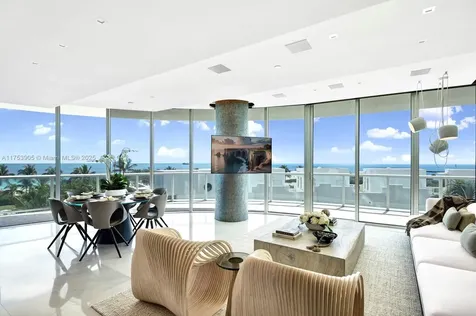 100 S Pointe Drive Miami Beach FL 33139