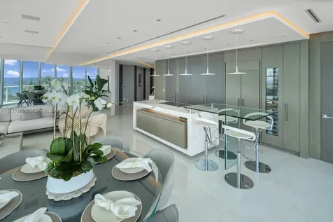 100 S Pointe Drive Miami Beach FL 33139