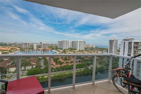 3675 N Country Club Drive Aventura FL 33180