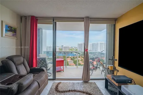 3675 N Country Club Drive Aventura FL 33180