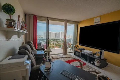 3675 N Country Club Drive Aventura FL 33180