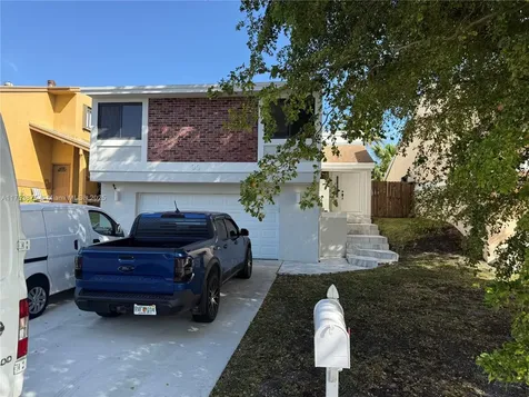 9921 SW 218th Terrace Cutler Bay FL 33190