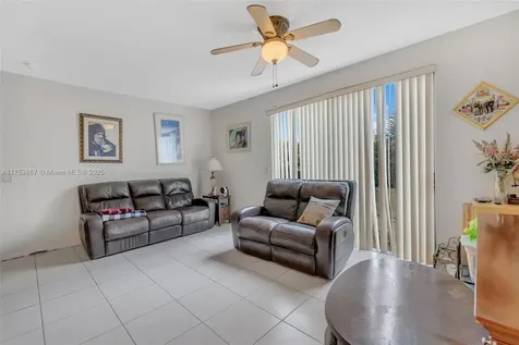 8246 Prestige Commons Drive Tamarac FL 33321