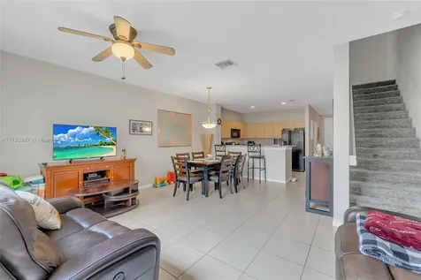 8246 Prestige Commons Drive Tamarac FL 33321