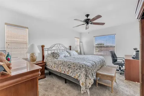 8246 Prestige Commons Drive Tamarac FL 33321
