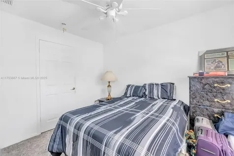 8246 Prestige Commons Drive Tamarac FL 33321
