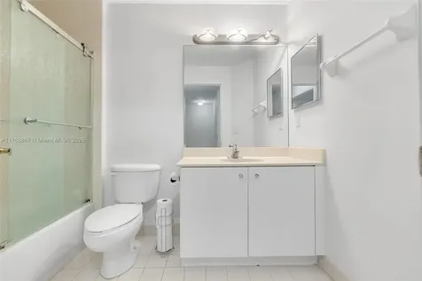 8246 Prestige Commons Drive Tamarac FL 33321