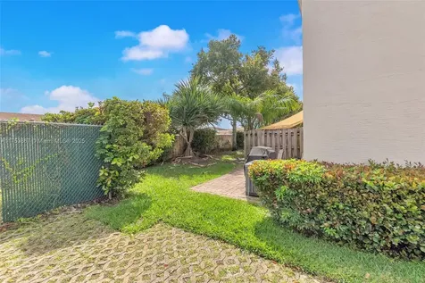 8246 Prestige Commons Drive Tamarac FL 33321