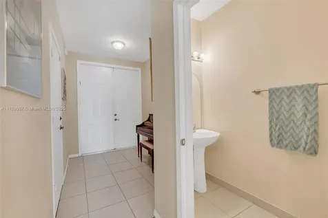 8246 Prestige Commons Drive Tamarac FL 33321