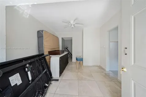 4727 NE 1st Court Miami FL 33137