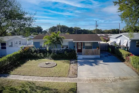 7710 Hope Street Hollywood FL 33024