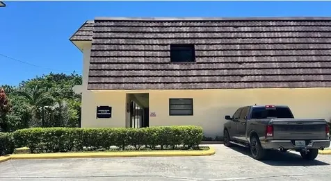 2307 Taylor Street Hollywood FL 33020