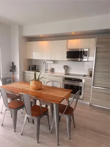 121 NE 34th Street Miami FL 33137