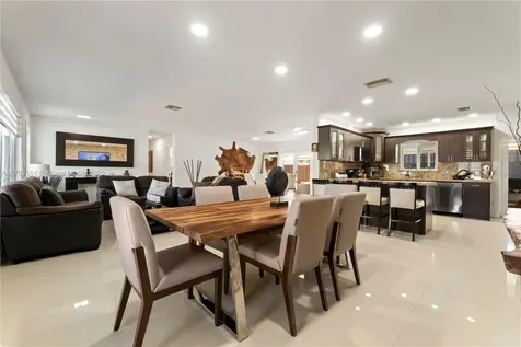 8314 SW 205th Terrace Cutler Bay FL 33189