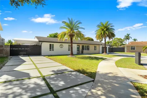8314 SW 205th Terrace Cutler Bay FL 33189