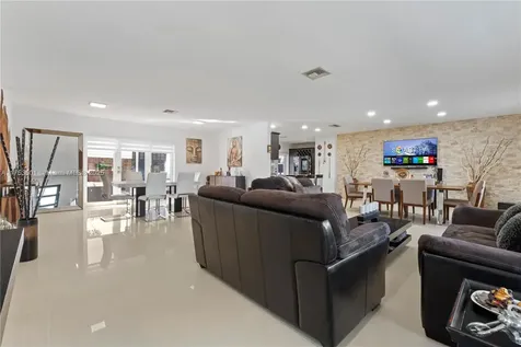 8314 SW 205th Terrace Cutler Bay FL 33189