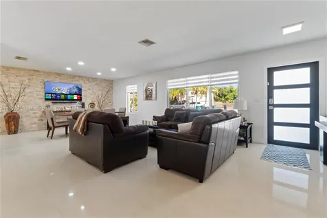 8314 SW 205th Terrace Cutler Bay FL 33189