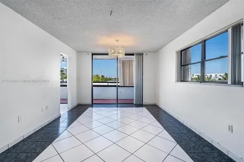 7300 Wayne Avenue Miami Beach FL 33141