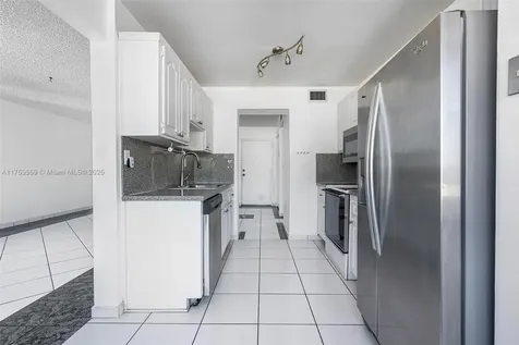 7300 Wayne Avenue Miami Beach FL 33141
