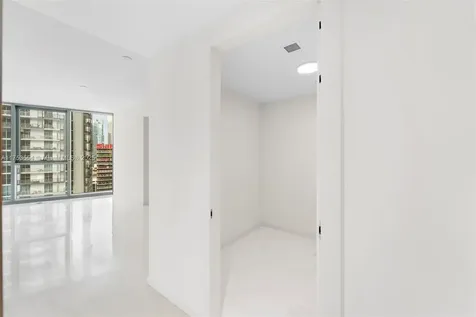 300 Biscayne Boulevard Way Miami FL 33131